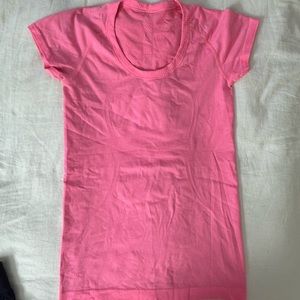 Lululemon top pink size 8